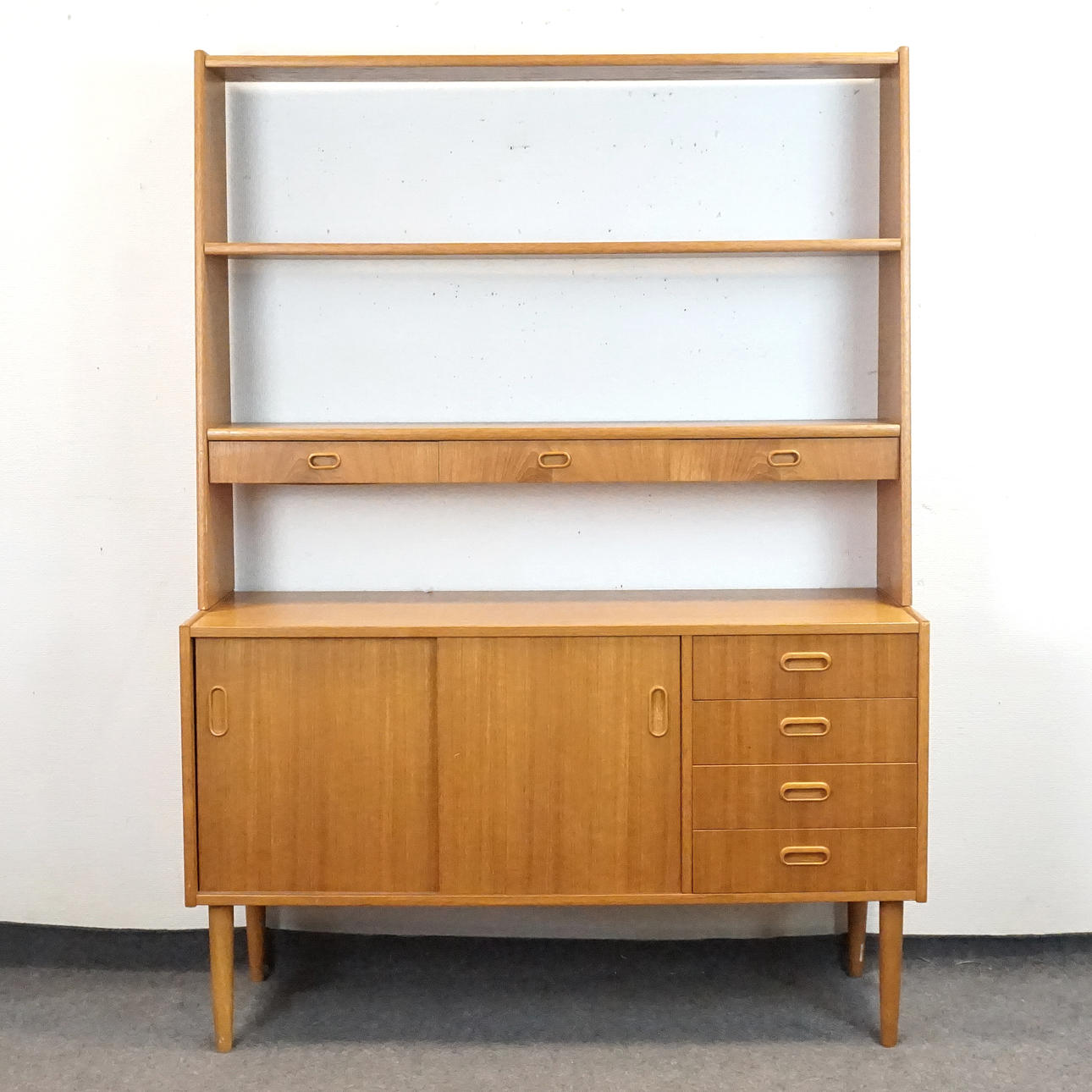 BOGREOL, teak. 1960'erne.