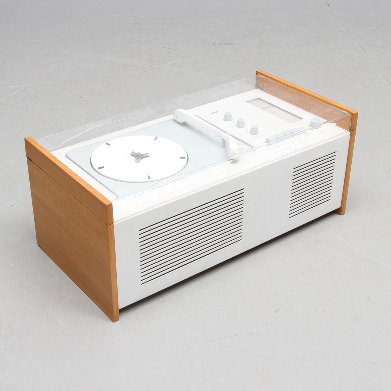 RADIOGRAMMOFON Phonosuper SK-5, "Snövits kista", Hans Gugelot & Dieter Rams, Braun AG, Tyskland, 1950-60-tal.