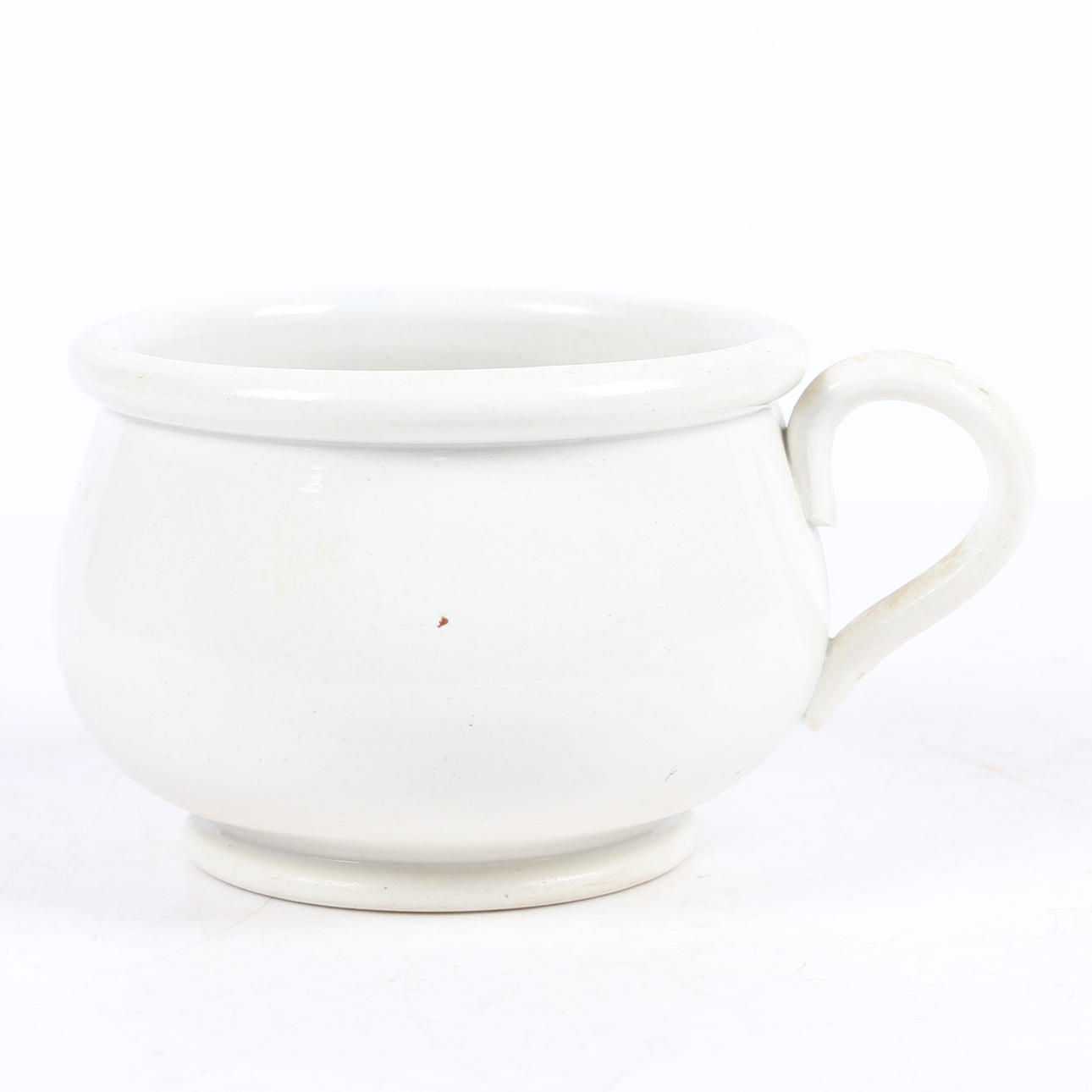 A VICTORIAN POTTERY VOMIT POT. Ceramics & Porcelain - Tableware - Auctionet