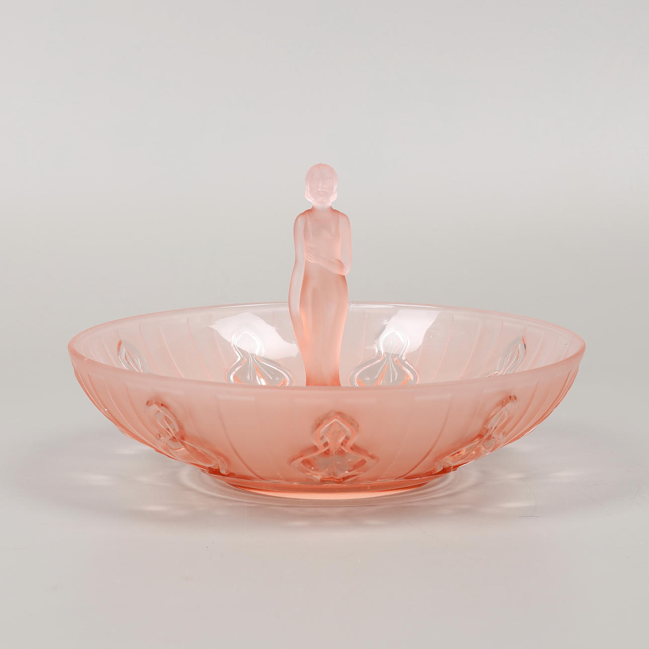 BLUMENSTÄNDER, SCHALE/SCHALE, 2 Stück, Glas, „George“ und „M 15236:a“. Glasobjekte - Gebrauchglas