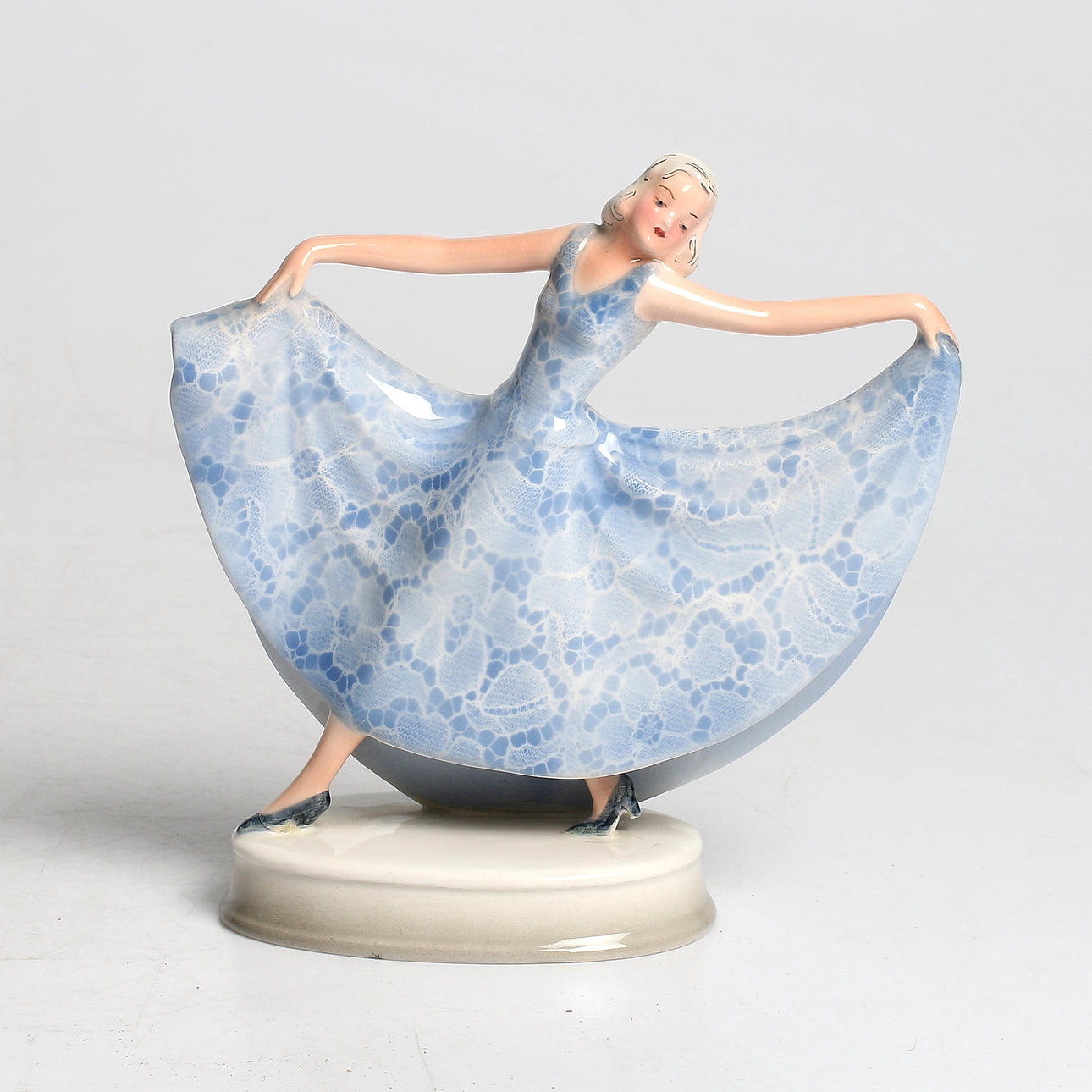 FIGURIN, porslin, Josef Schuster, Goldscheider, Wien, 1900-talets första hälft.