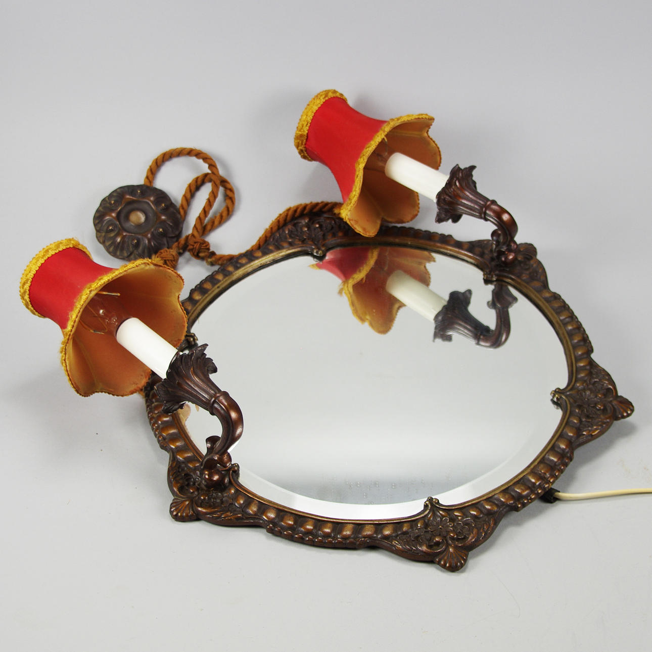 SPEGELLAMPETT, patinerad metall med fasettslipat glas, 1900-talets mitt.