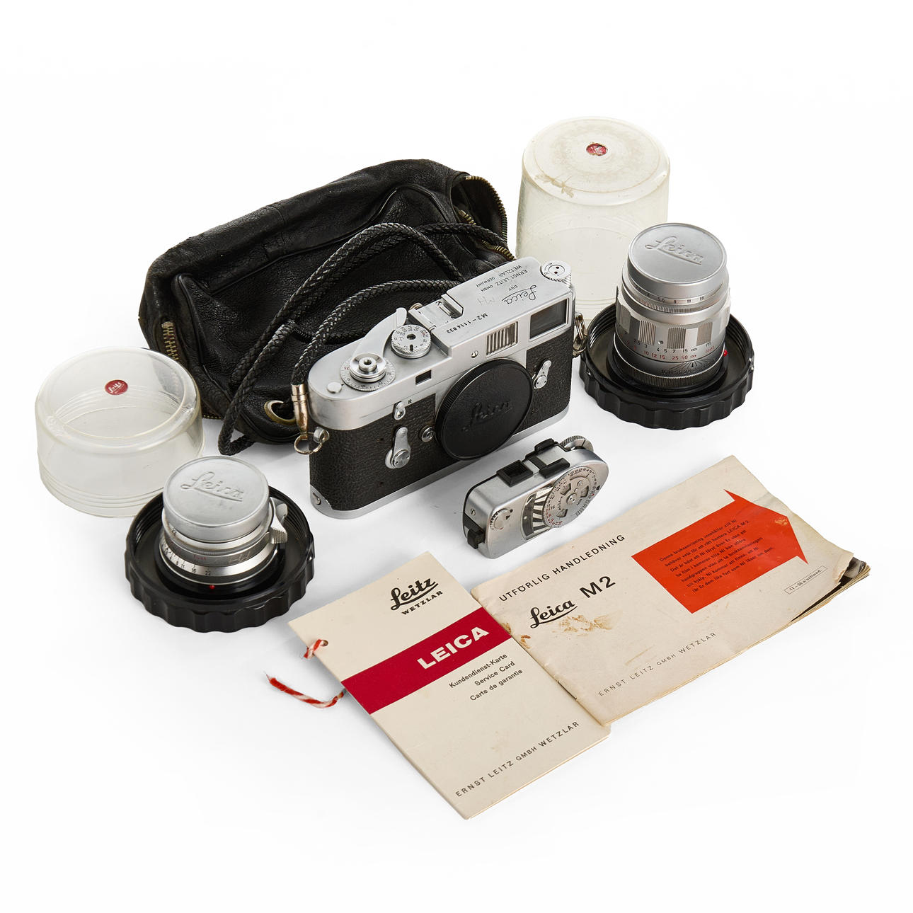 CAMERA, LEICA M2 with two lenses and light meter (Leica meter).