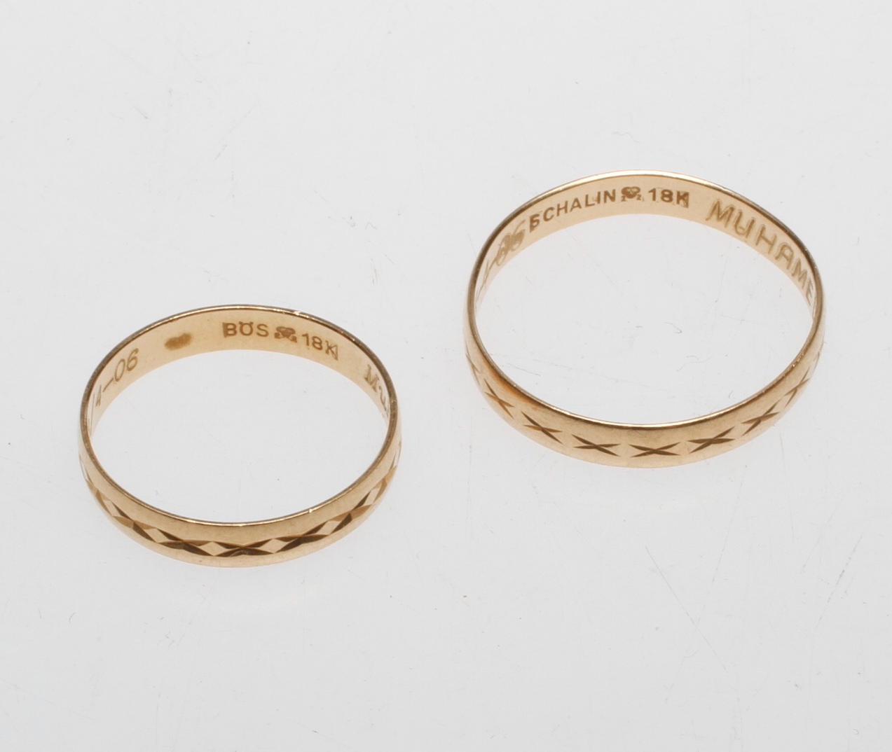 RINGAR, 2 st, 18k guld, vikt ca 3,6 gr.