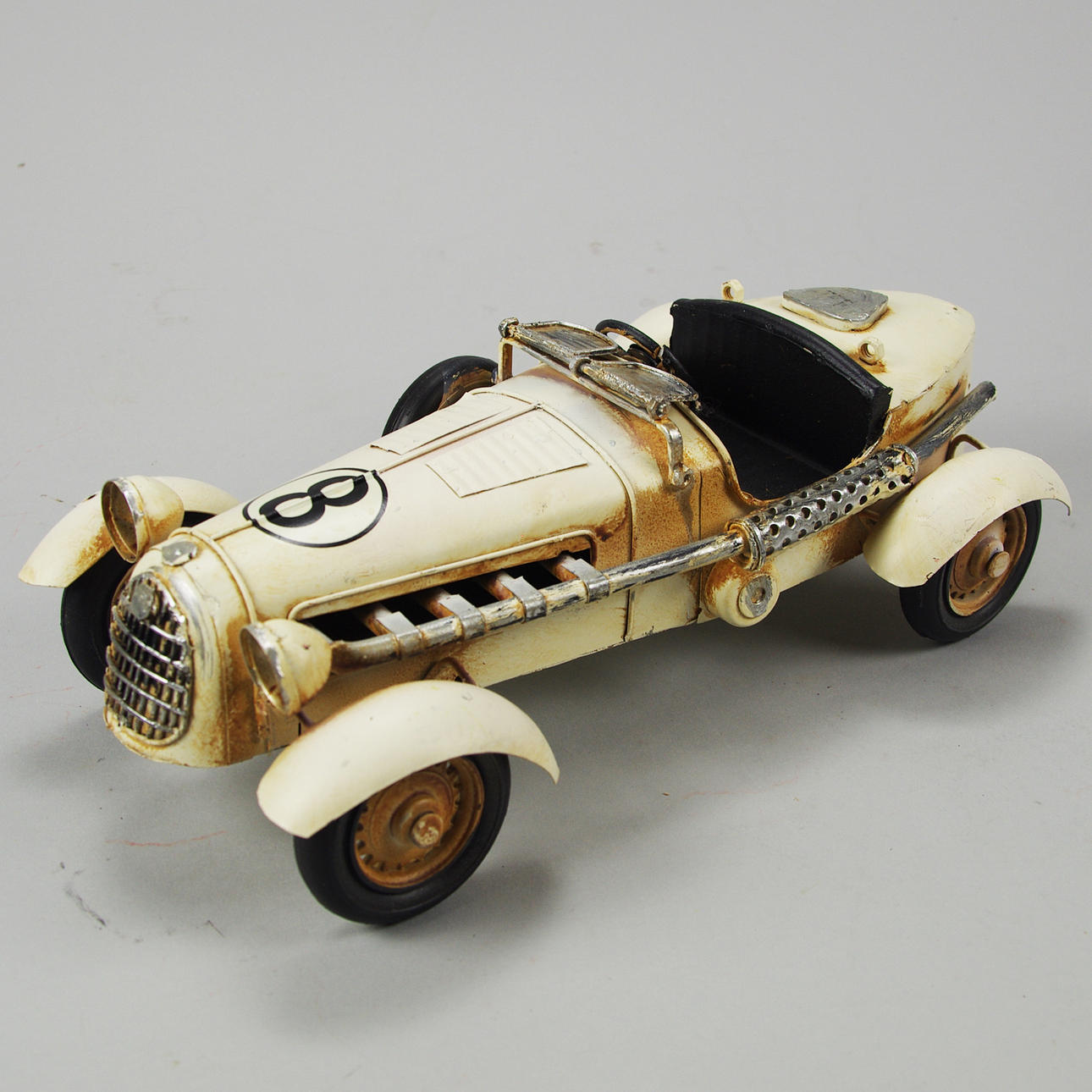 SPORTBIL, målad metall, samtida.