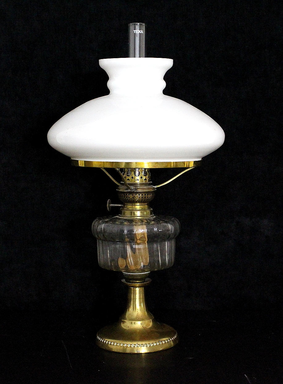 FOTOGENLAMPA, glas och mässing.