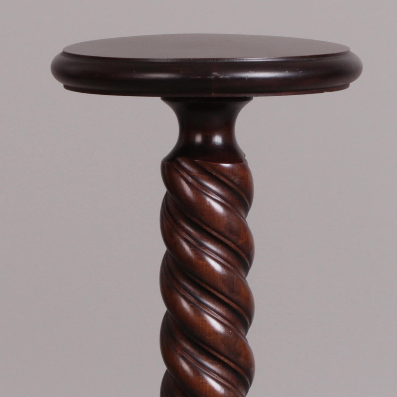 PIEDESTAL, valnöt, barockstil, Italien, 1900-talets första hälft.