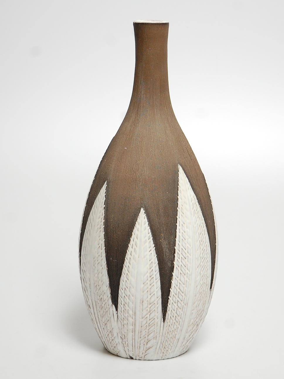 VAS, stengods " Paprika" Anna-Lisa Thomson, Upsala- Ekeby 1951-69.