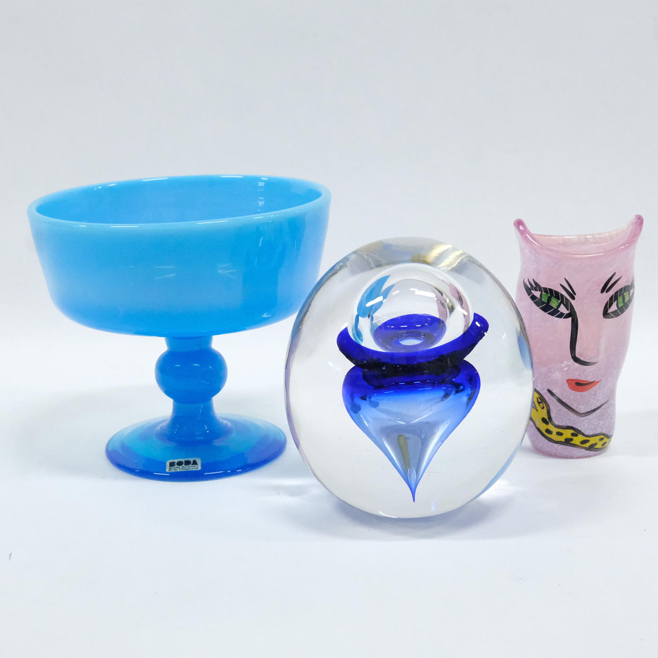 SVENSKT KONSTGLAS, TRE DELAR.