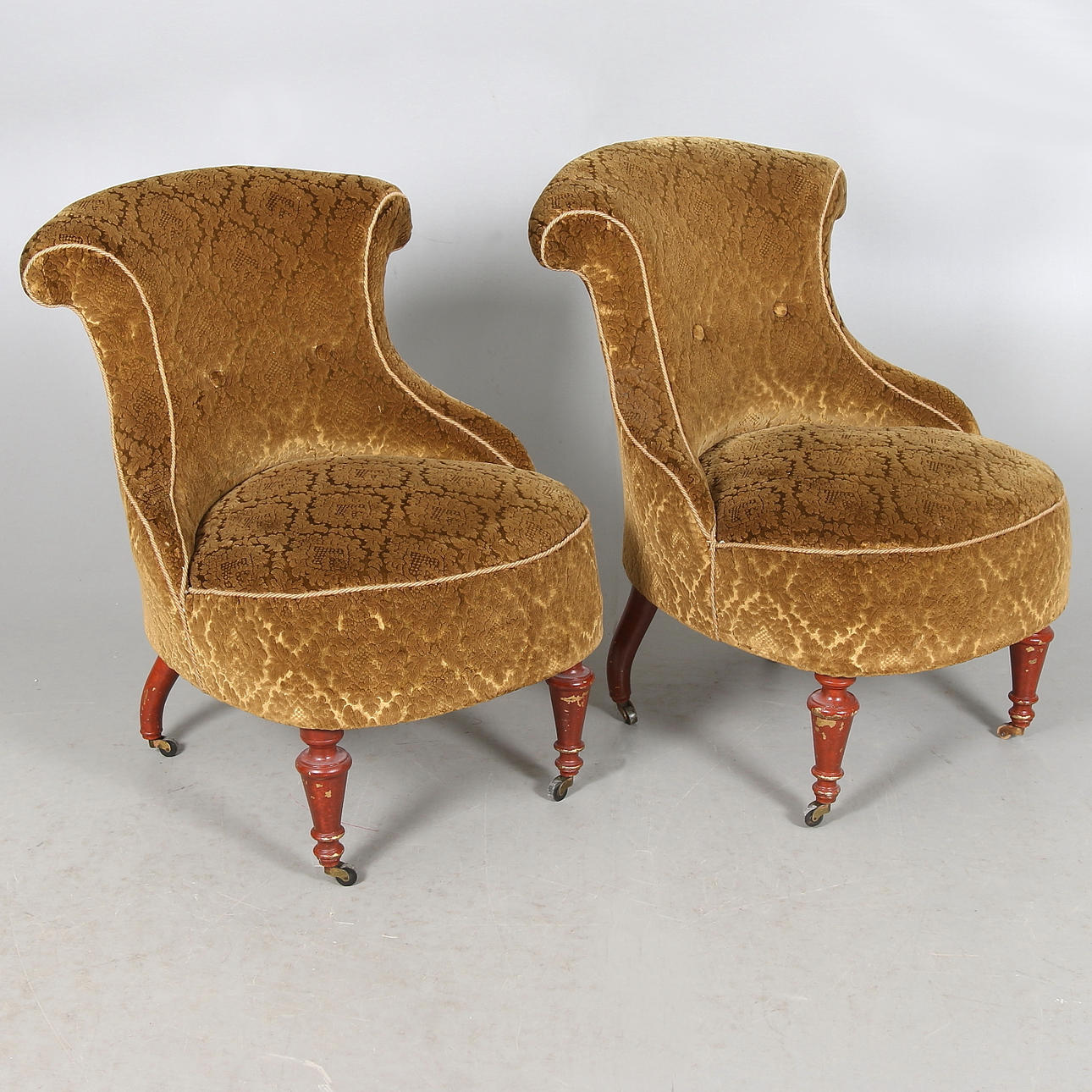 EMMAFÅTÖLJER, ett par, 1900-talets början.