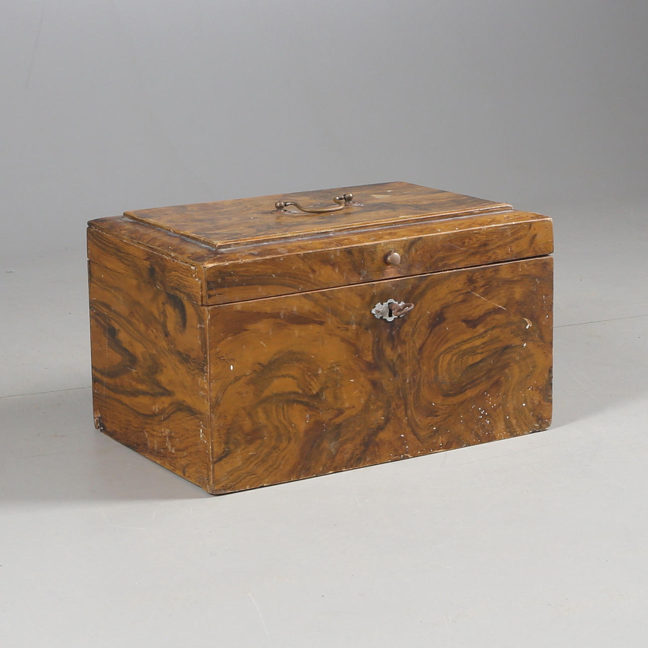 SOCKERSKRIN, trä, 1800-tal.