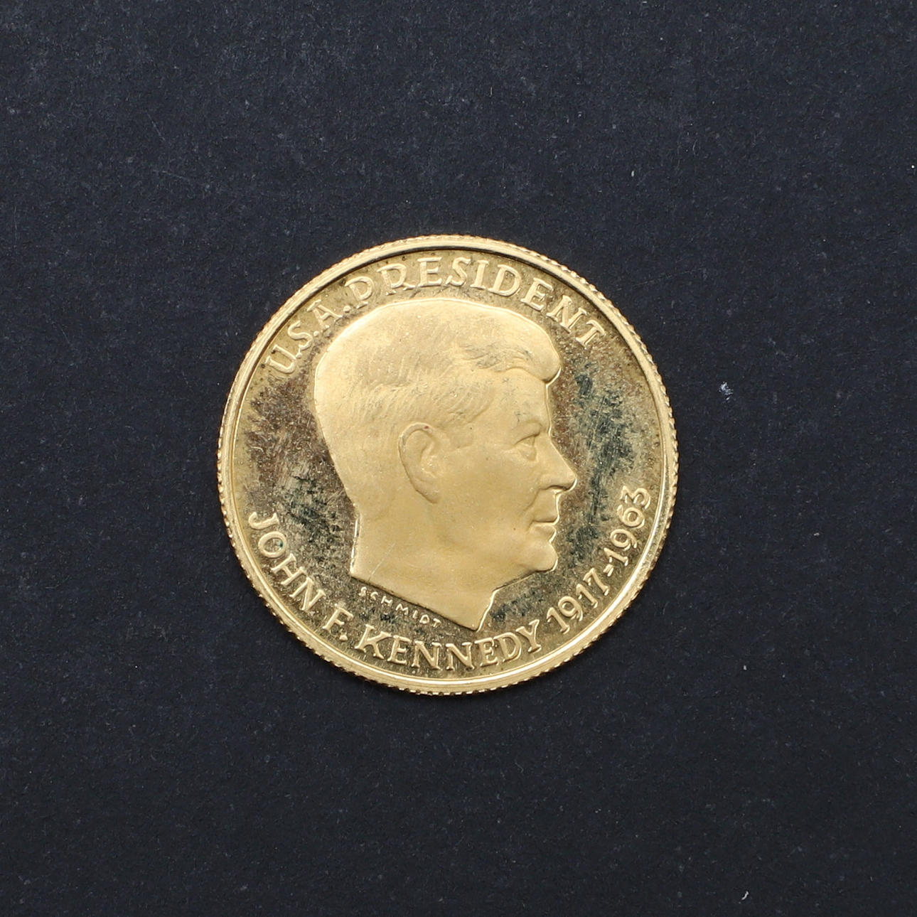 EINE KENNEDY-MEMORIAL-GOLDMEDAILLE, 1963.