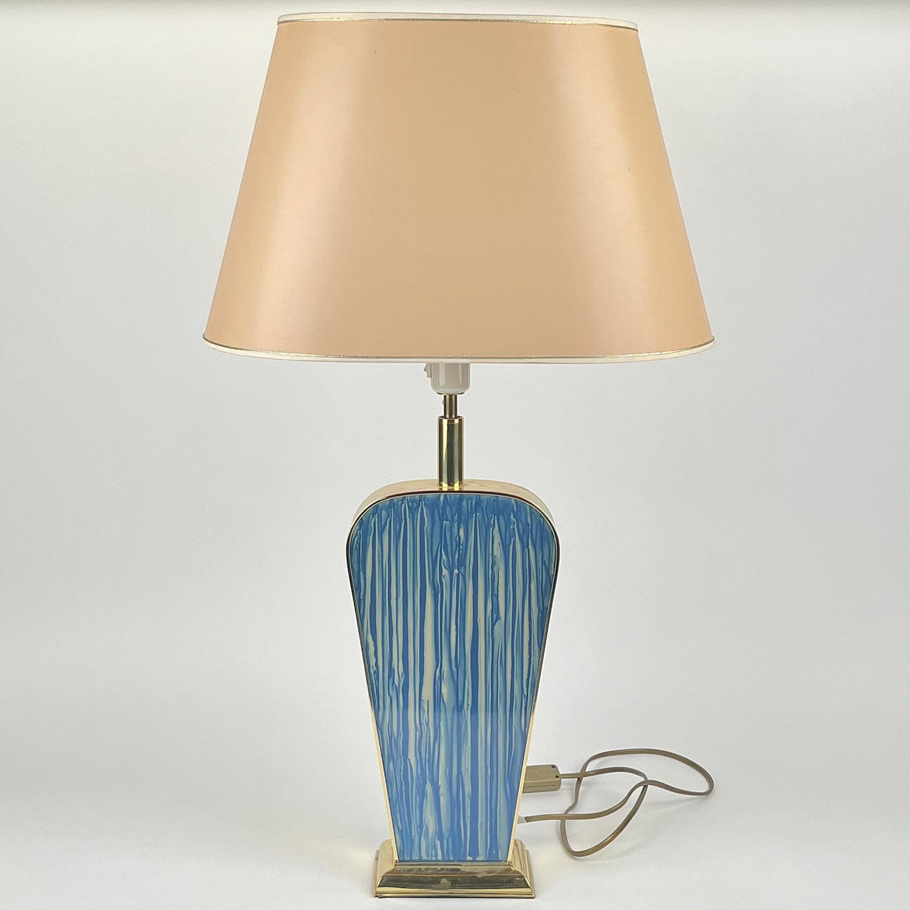 TABLE LAMP, Norco. Late 20th century.