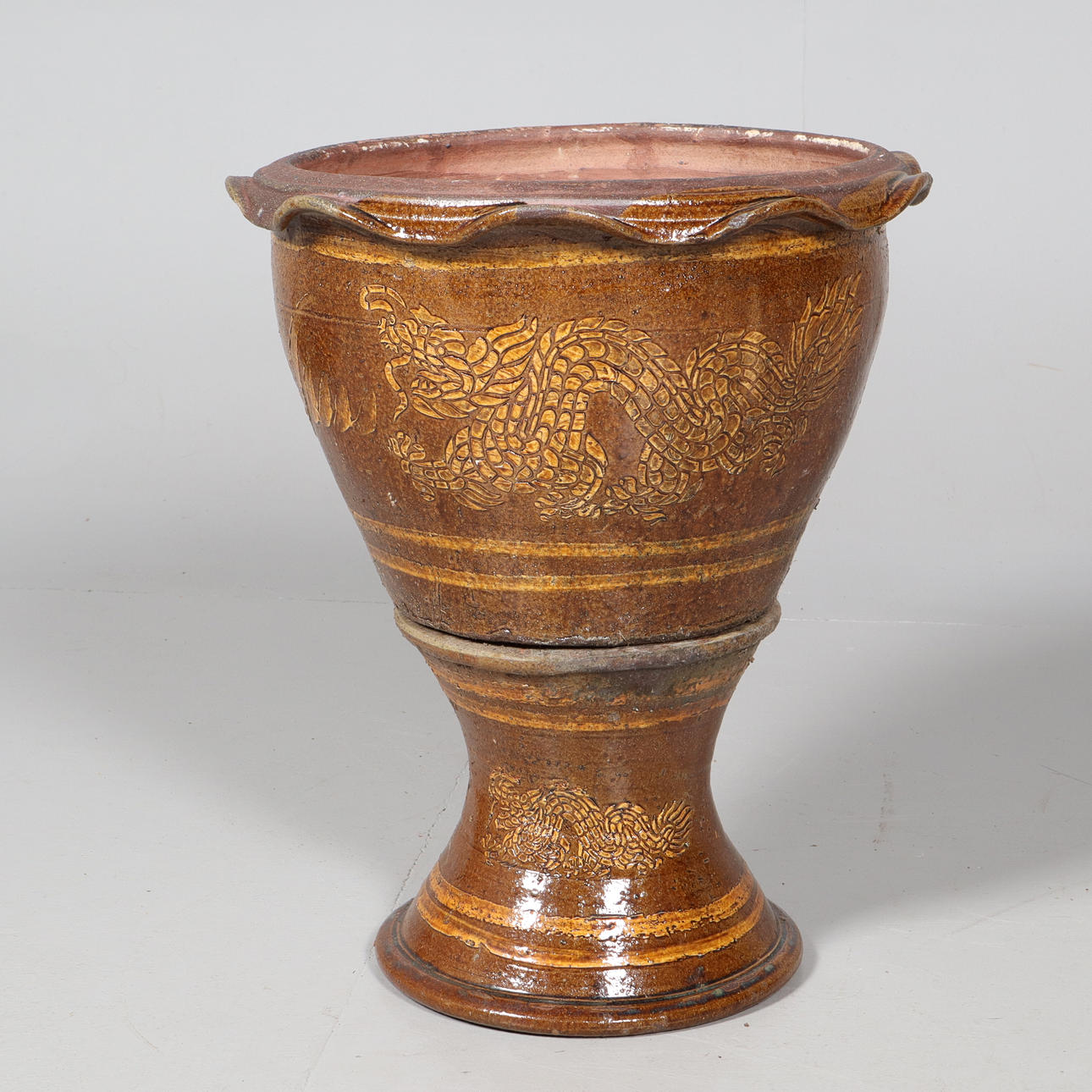 OUTER LINING ON FOOT, CERAMIC.