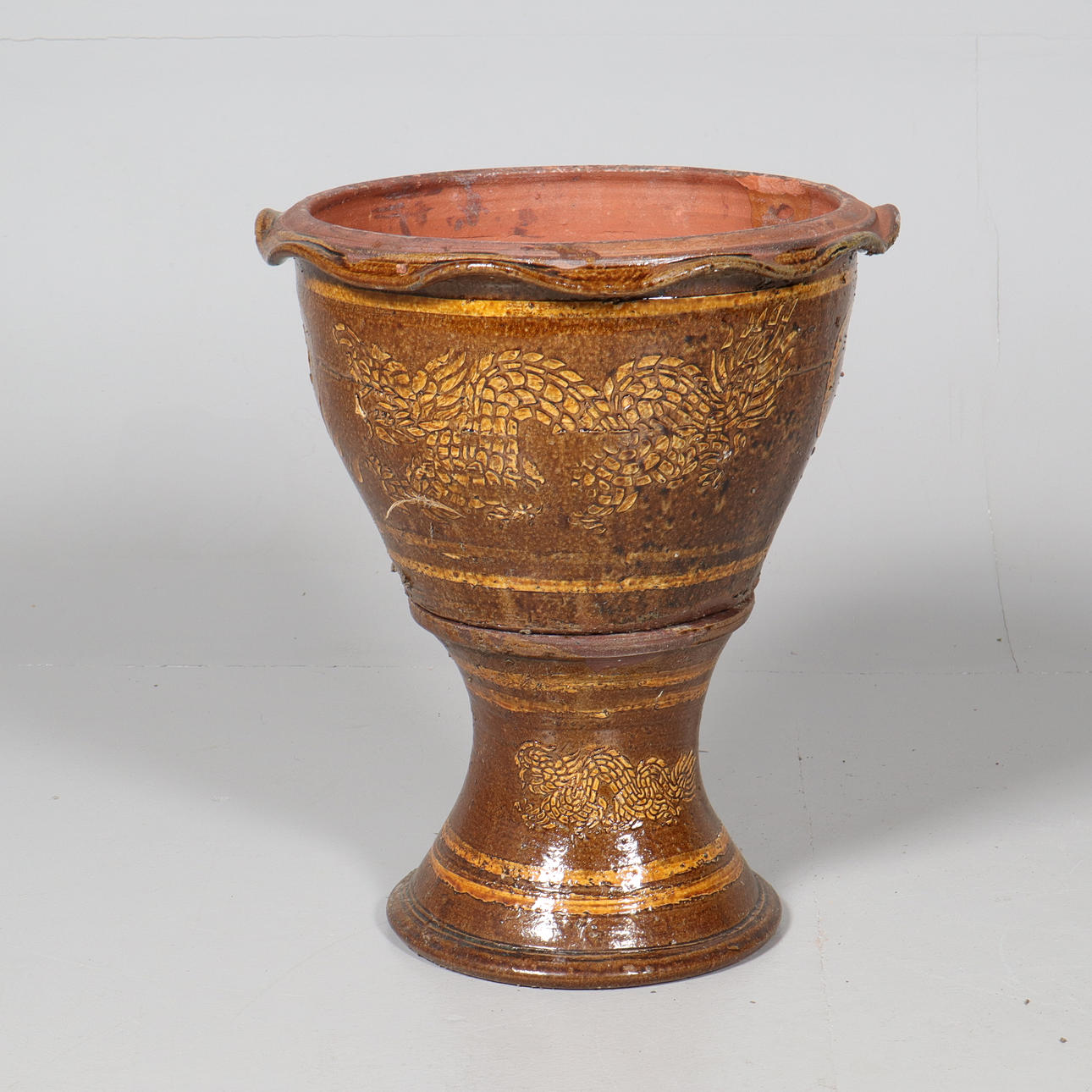 OUTER LINING ON FOOT, CERAMIC.