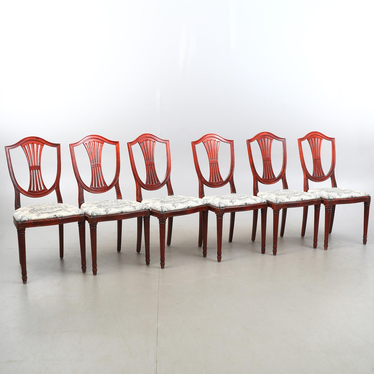 KUSTAVILAISET TUOLIT, 6 kpl.