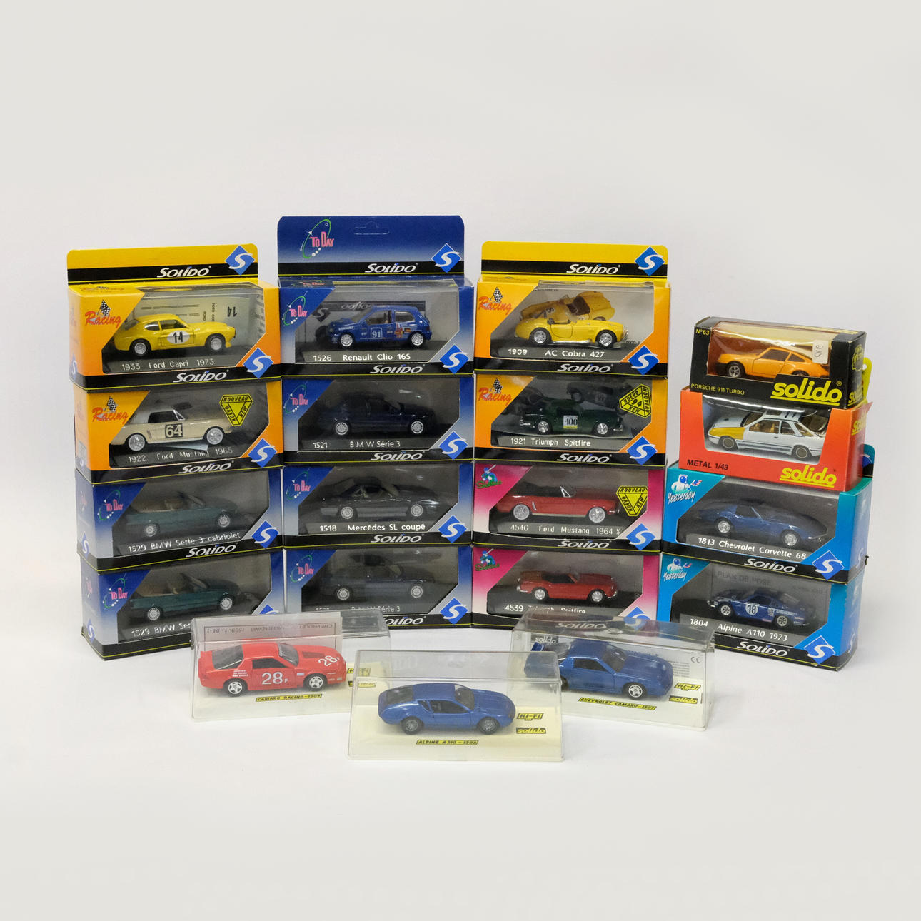 SÓLIDO. MAQUETAS DE COCHES, 21 PIEZAS.