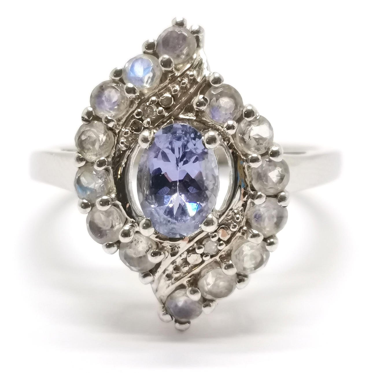 TGGC SILVER FANCY STONE SET RING.