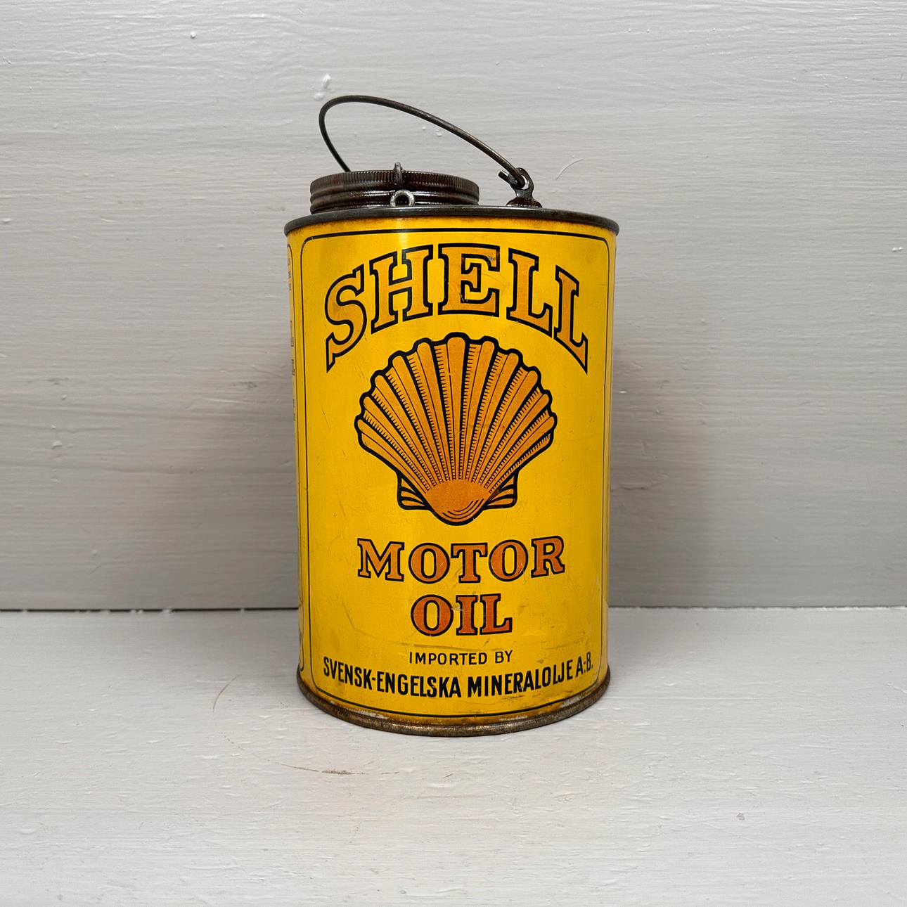 SHELL OIL JAR, first half of the 20th century, England. Vehicles