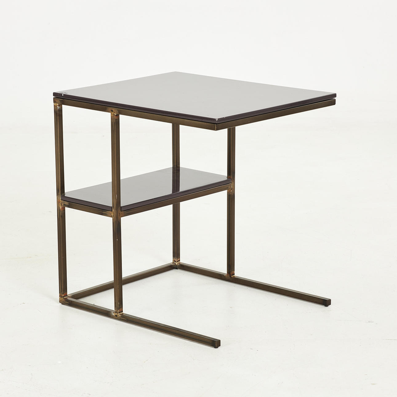 NACHTTISCH/SIDEBOARD, Metallgestell, Kunststoffpaneele, modern.