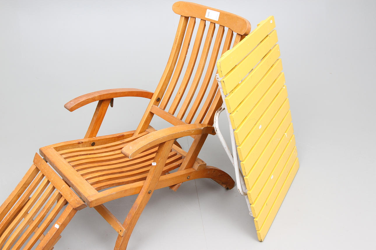 DÄCKSSTOL samt Trädgårdbord.