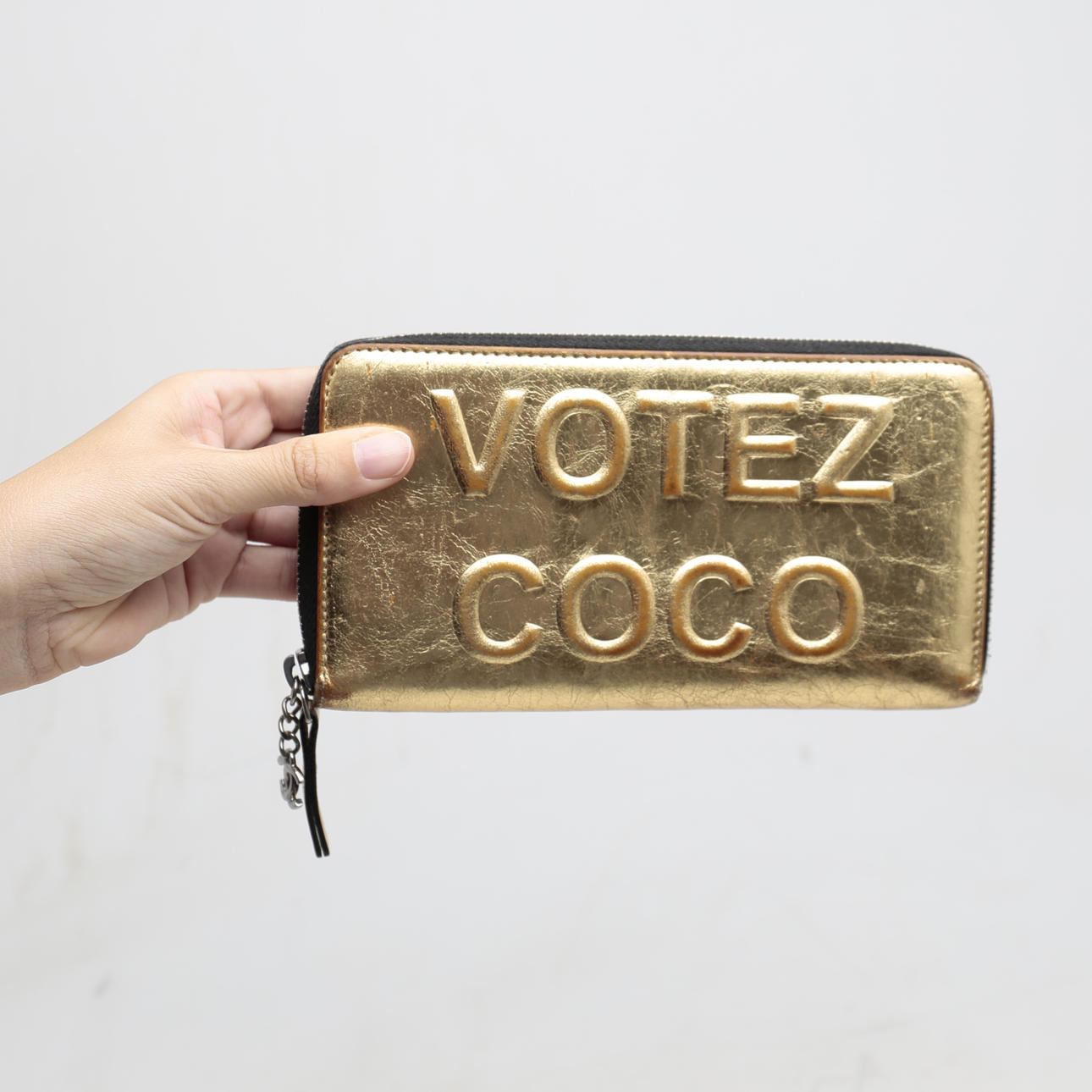 CHANEL. „Votez Coco“ Geldbörse.
