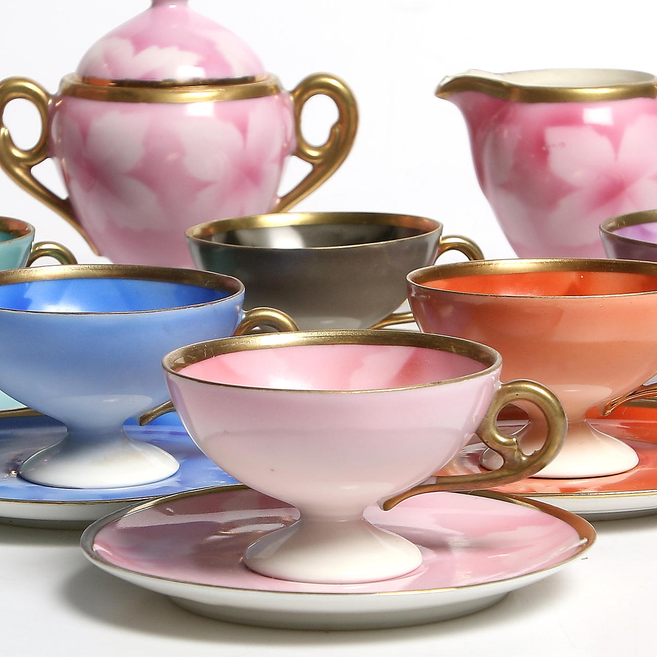 MOCCASERVIS, 49 delar, porslin, Österrike, 1900-talets första hälft.