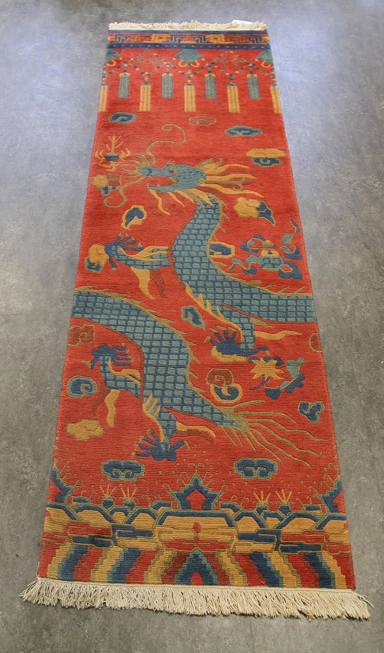 ORIENTALISK MATTA. Buhtan, 297 x 84 cm.