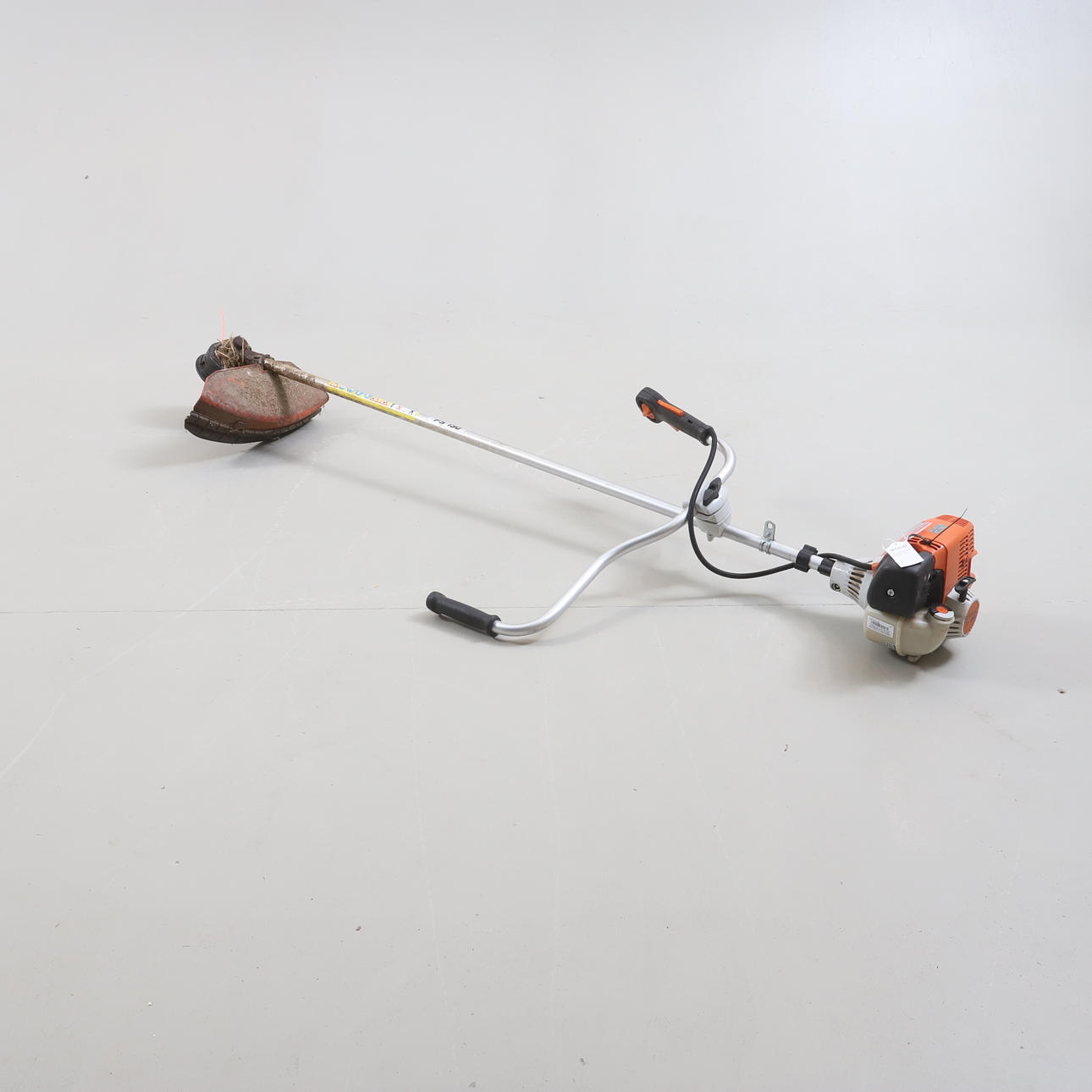 GRASS TRIMMER, Stihl FS 130.