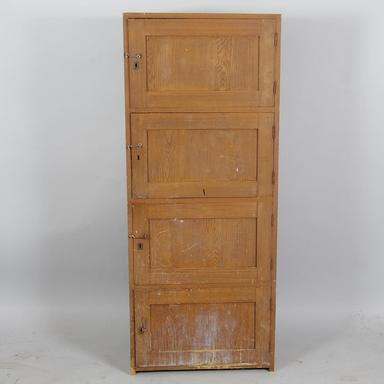 SKÅP, drickamålad fur, tidigt 1900-tal.