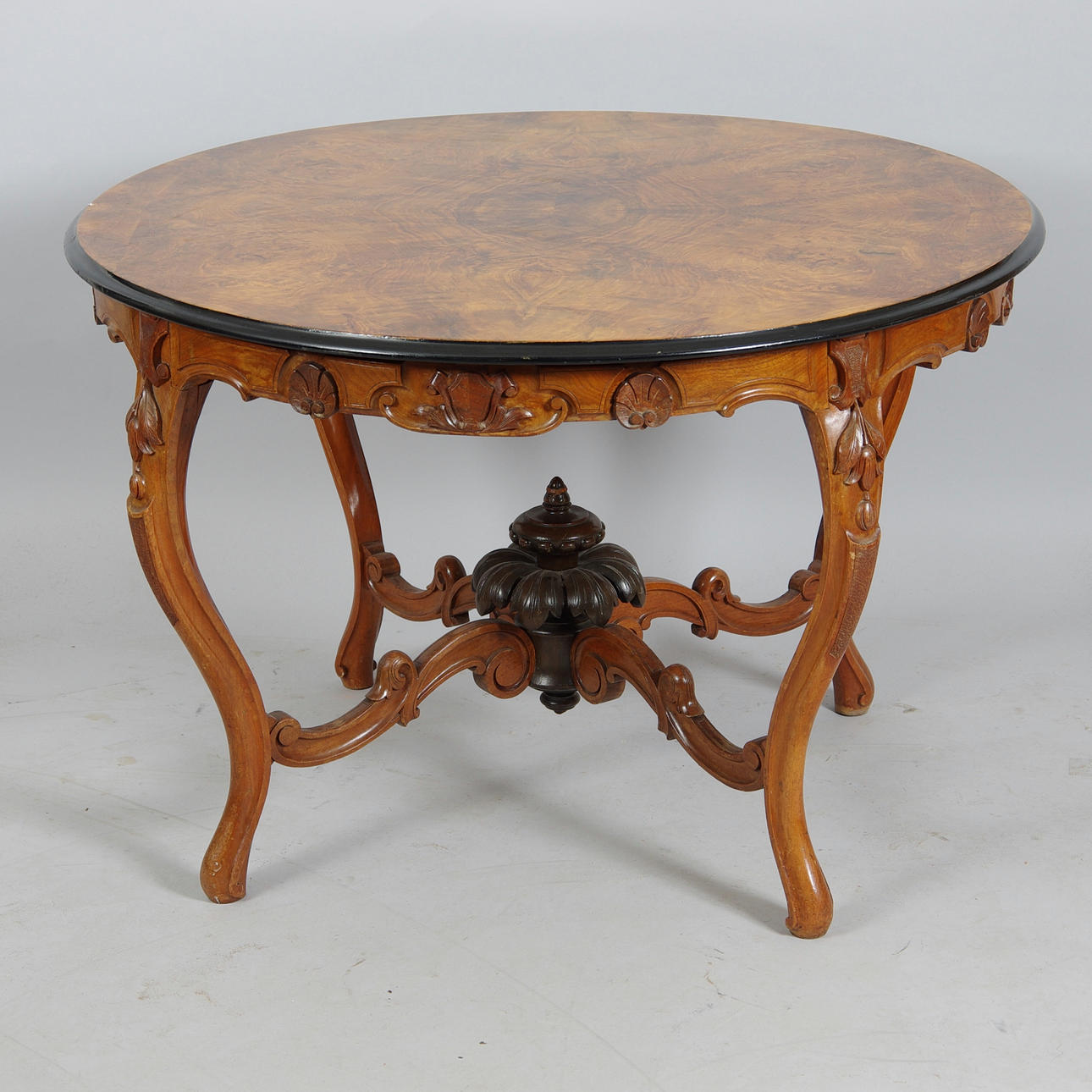 SALONGSBORD, mahogny/rot-faner, rokokostil, 1800-tal.