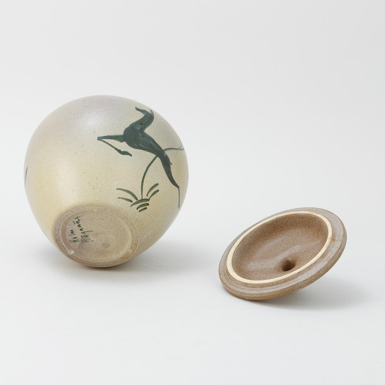ÅKE HOLM. A clay and stoneware lock urn, Höganäs, 1930s. Ceramics