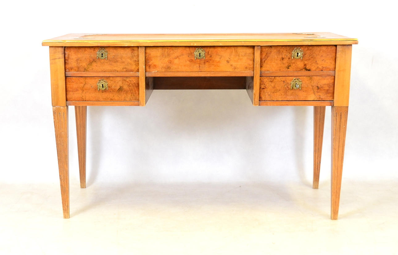 SKRIVBORD, gustavianskt stil, 1900-talets första hälft.