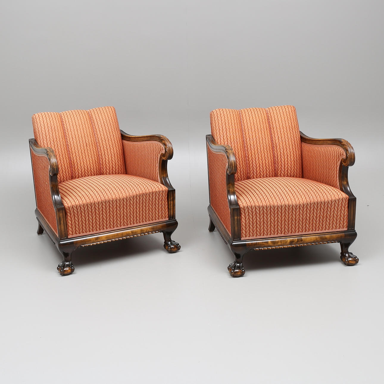 FÅTÖLJER, ett par, Chippendale, 1900-talets andra kvartal.