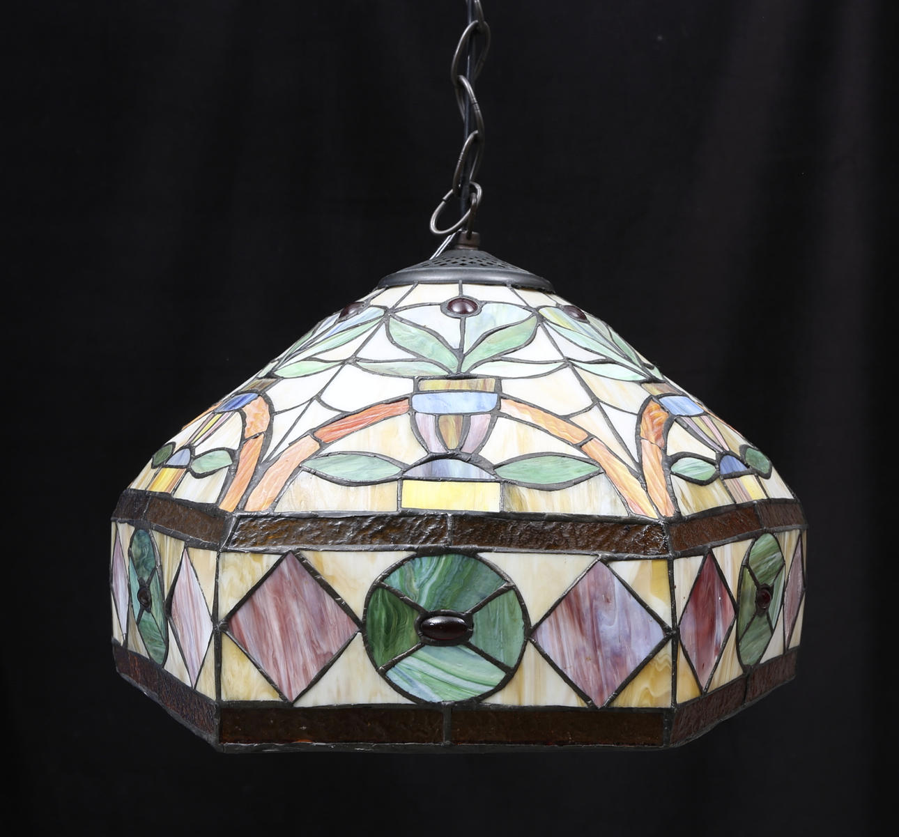 TAKLAMPA, tiffanystil. Aneta, 19/2000-tal.