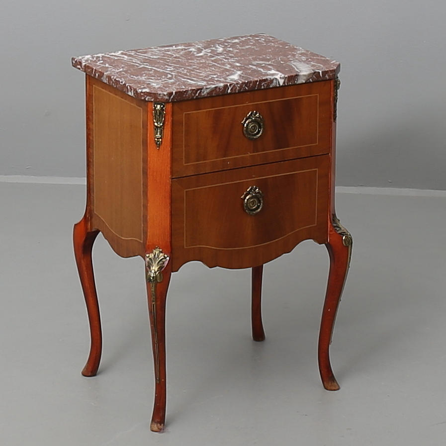 LITEN BYRÅ, mahognyfaner, 1900-talets andra hälft.