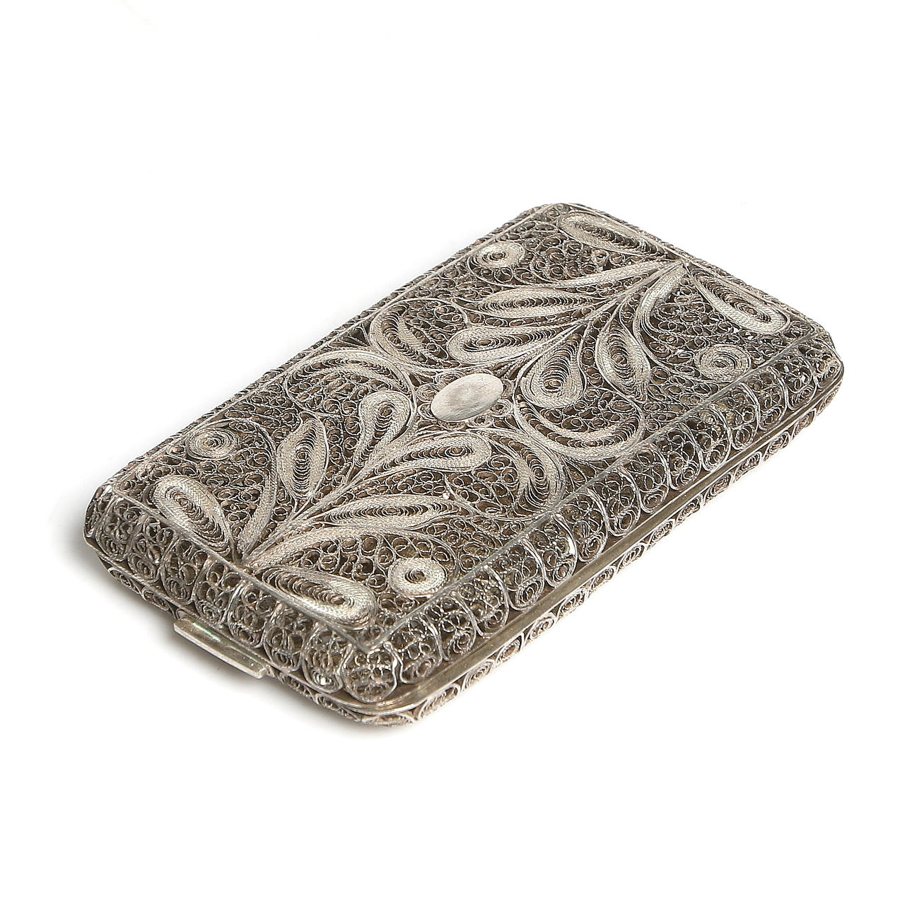 CIGARETTETUI, filgranarbete, silver, 1900-talets första hälft. Vikt 52 gram.