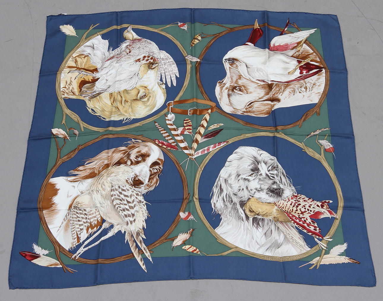 SCARF, Hermès "Chiens au Rapport".