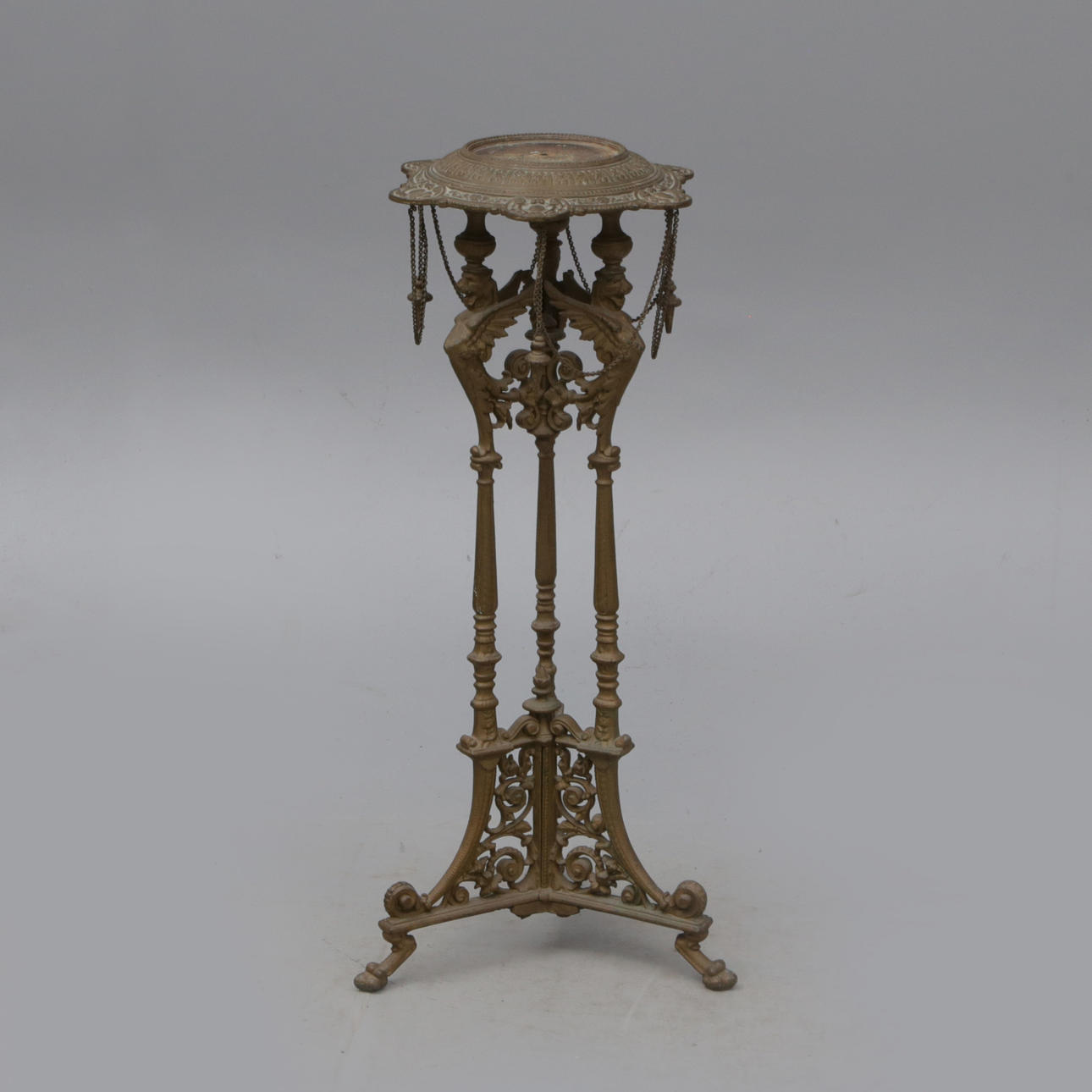 SOKKEL, jern, omkring 1890.