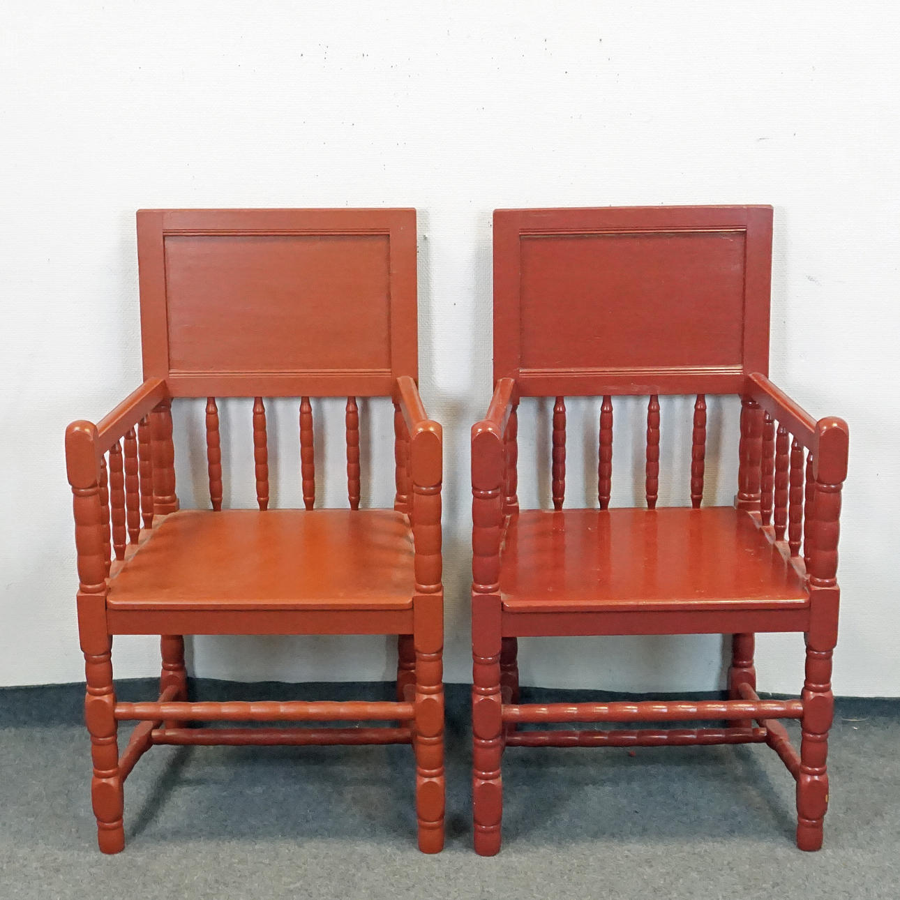 Ein Paar Jugendstil-Sessel.