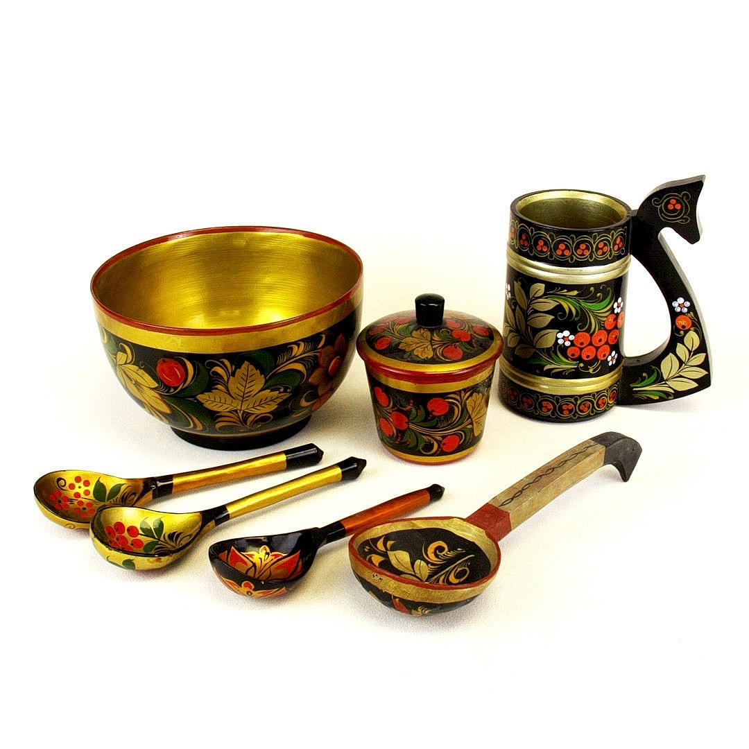 HANDBEMALTE RUSSISCHE GEGENSTÄNDE.