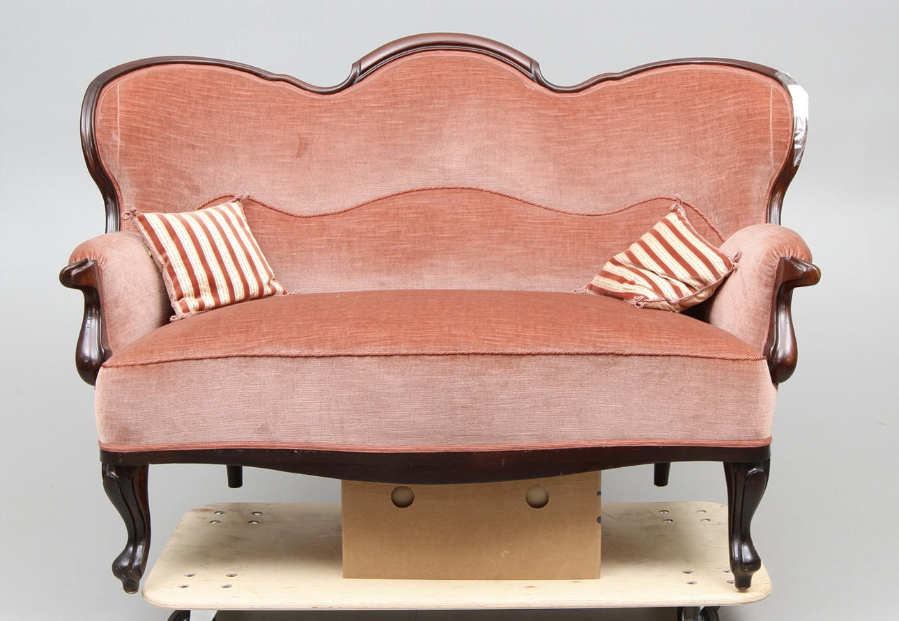 SOFFA, Nyrokoko 1800-talets slut.