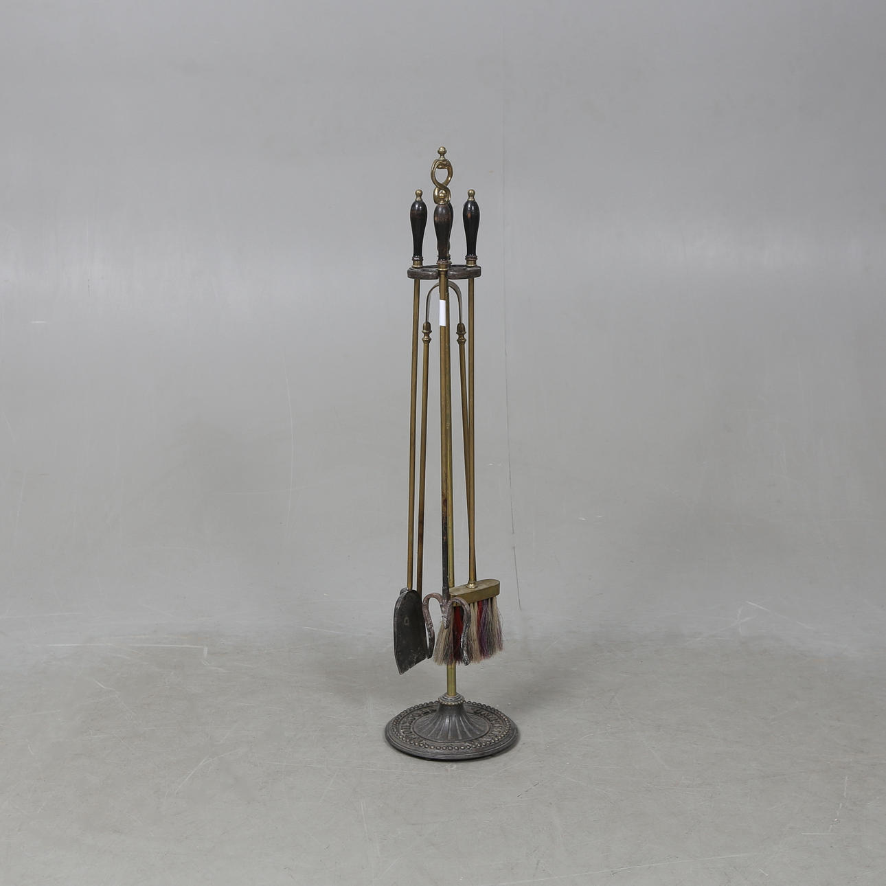 BRASSTÄLL, W.Wiklund, Stockholm.