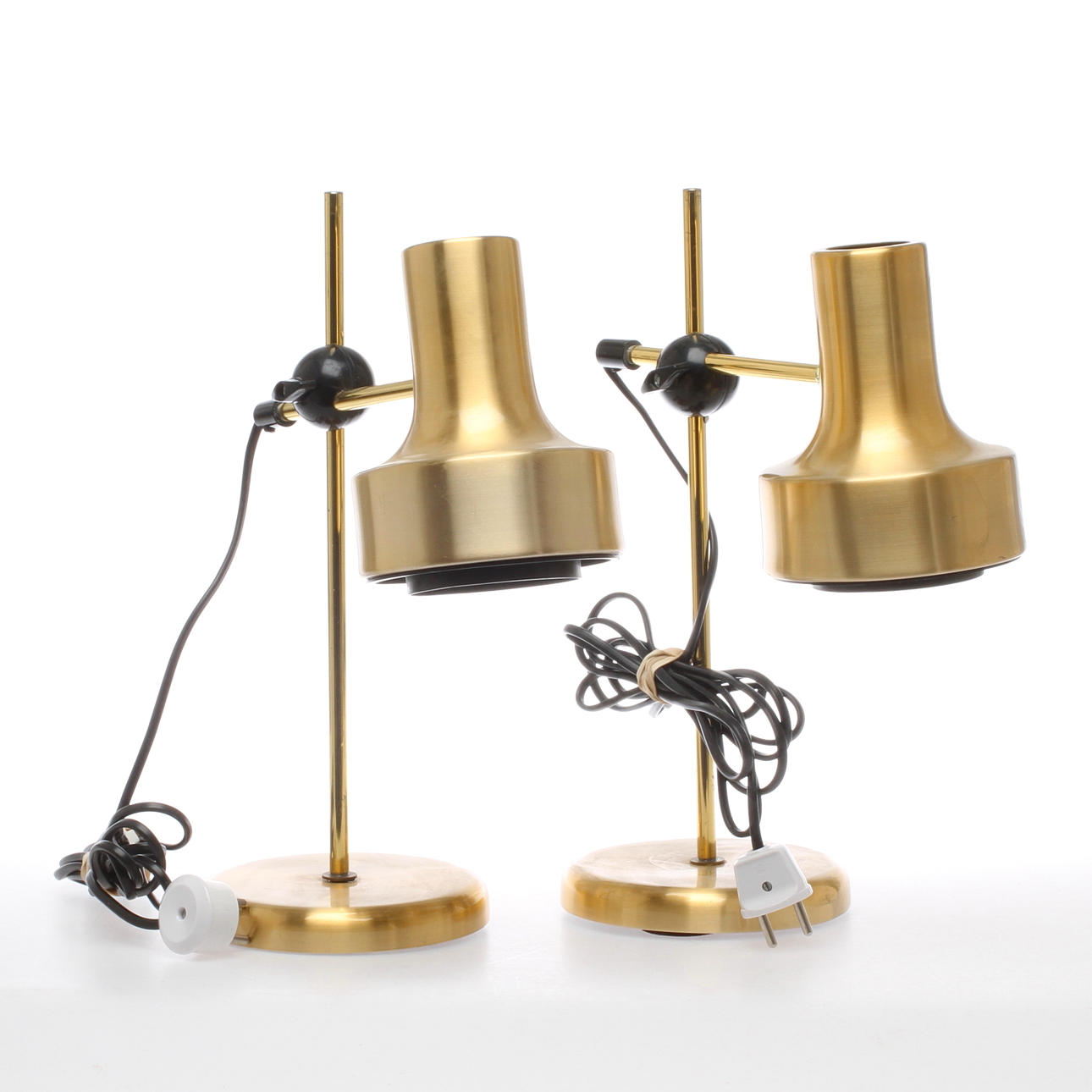 BORDLAMPOR, 1 par, metall, 1900-talets andra hälft.