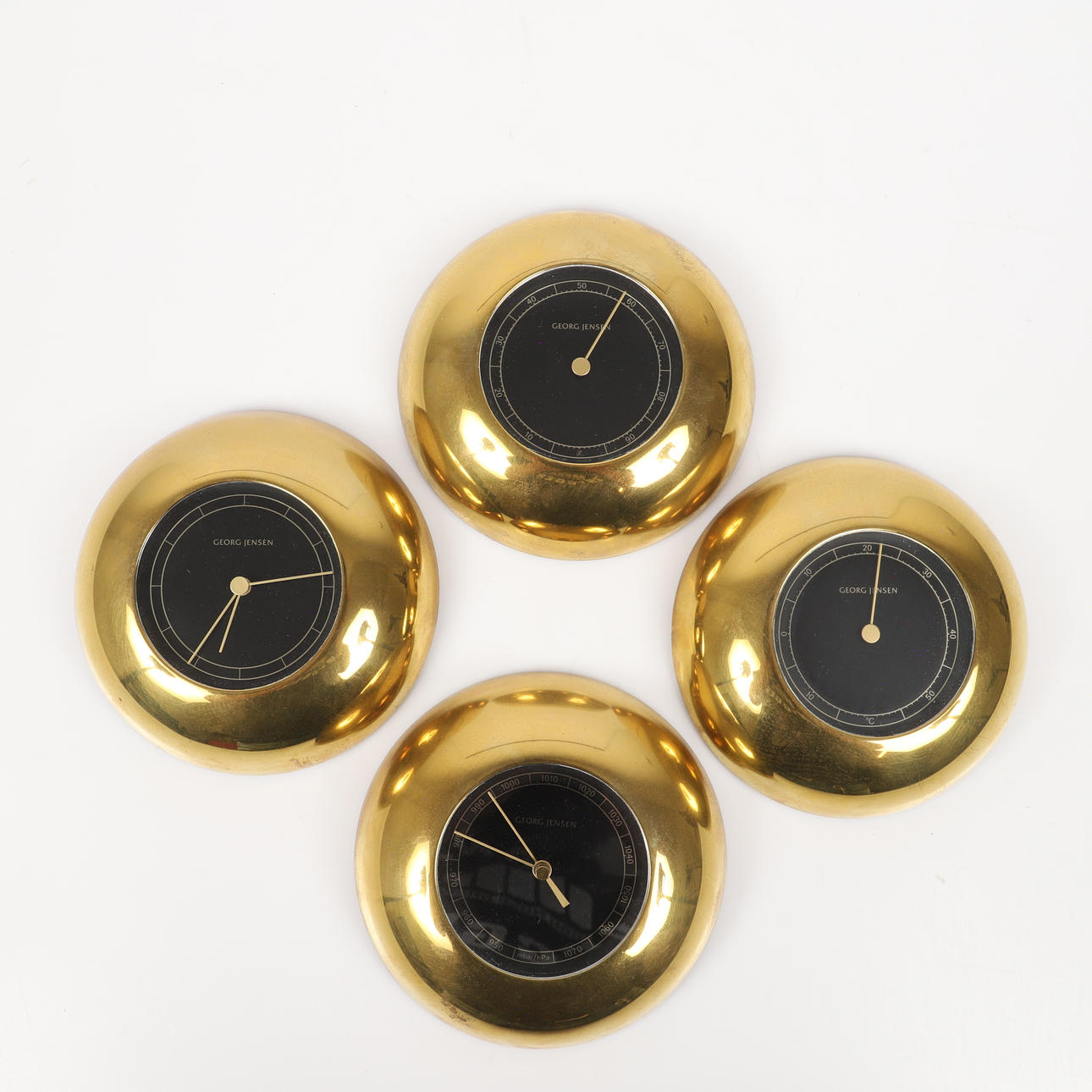 UR, BAROMETER, TERMOMETER OG HYGROMETER, af Georg Jensen.