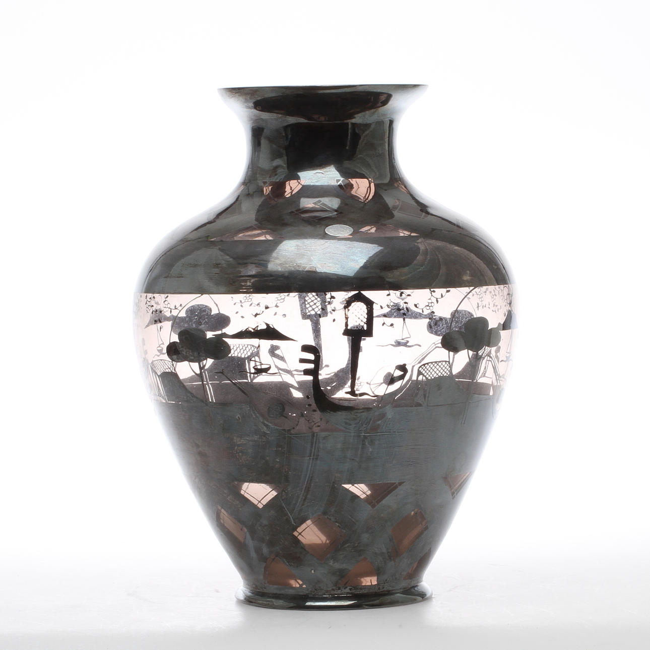 VAS, glas med silverdekor, Italien, 1900-tal.