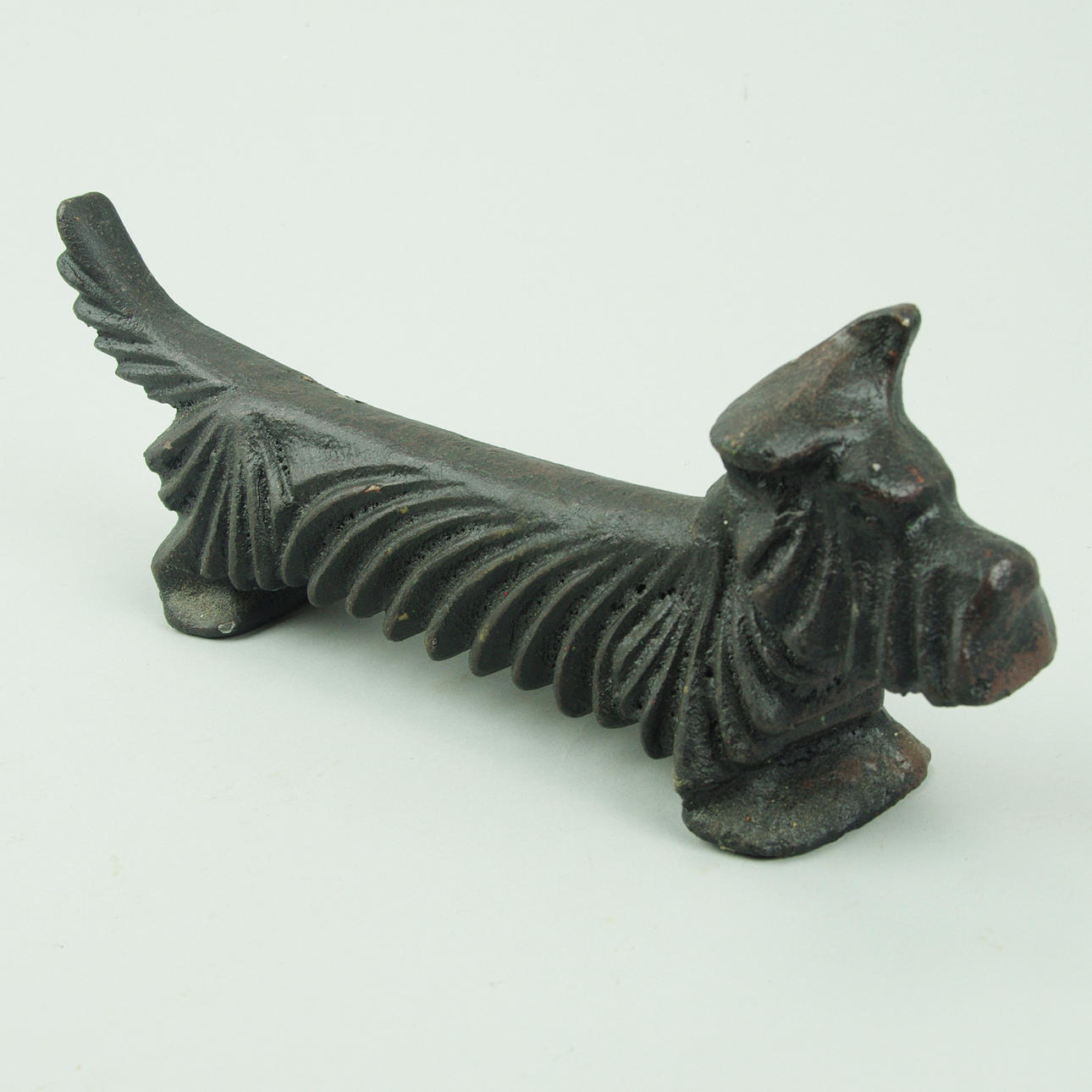 ELDHUND i form av hund, gjutjärn, samtida.