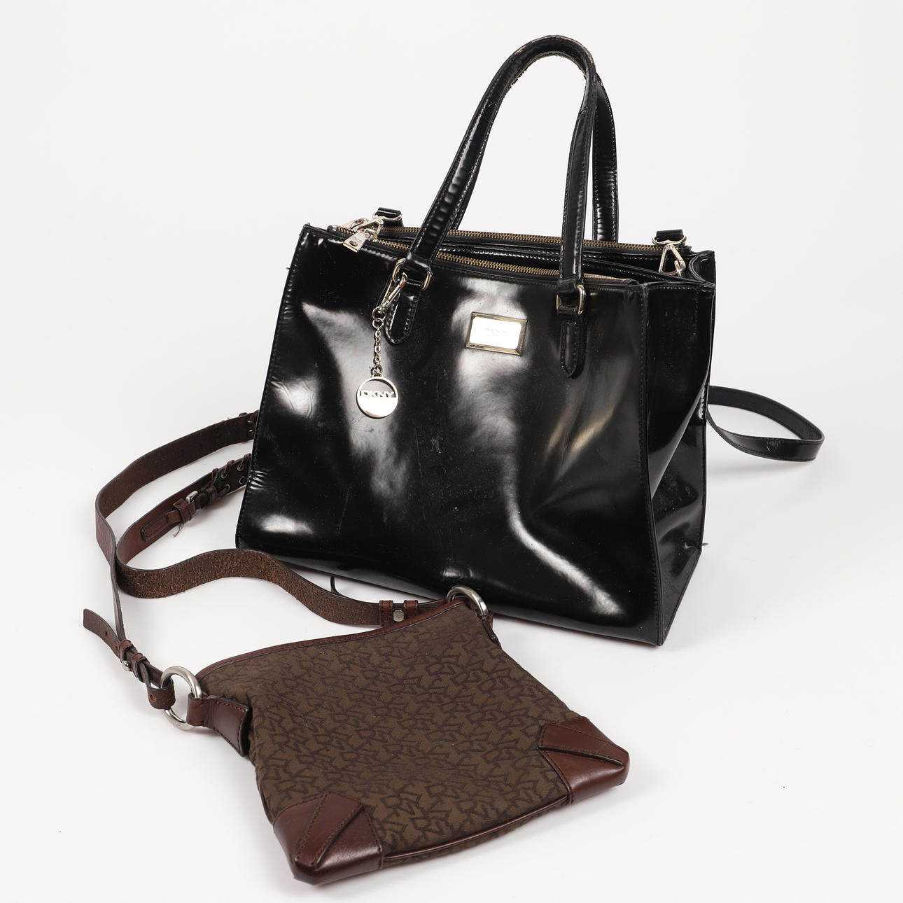 DONNA KARAN. Väskor, 2 stycken, DKNY, New York.