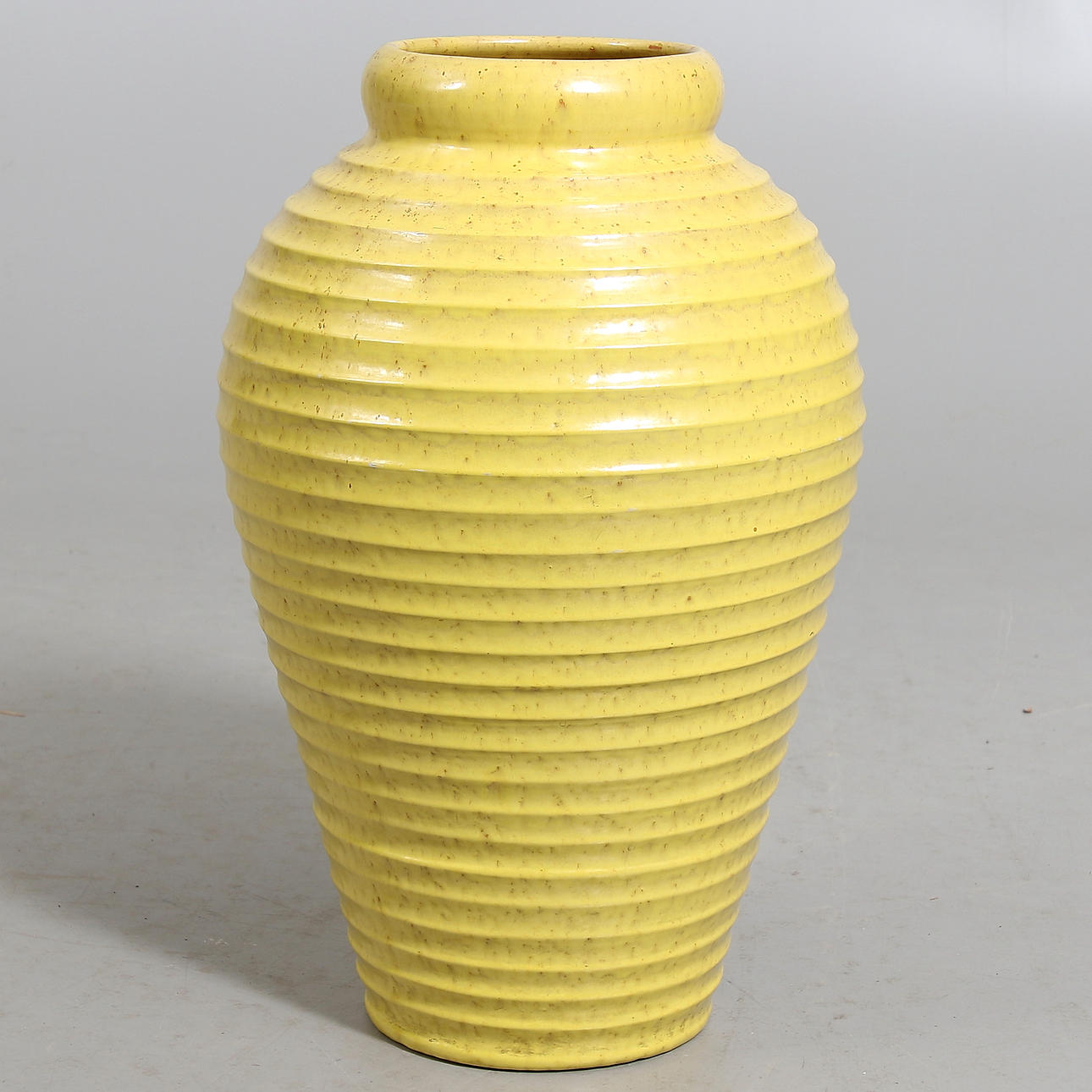 GOLVVAS, keramik, Jerk Wekmäster, Nittsjö, Art Deco. 1930-tal.