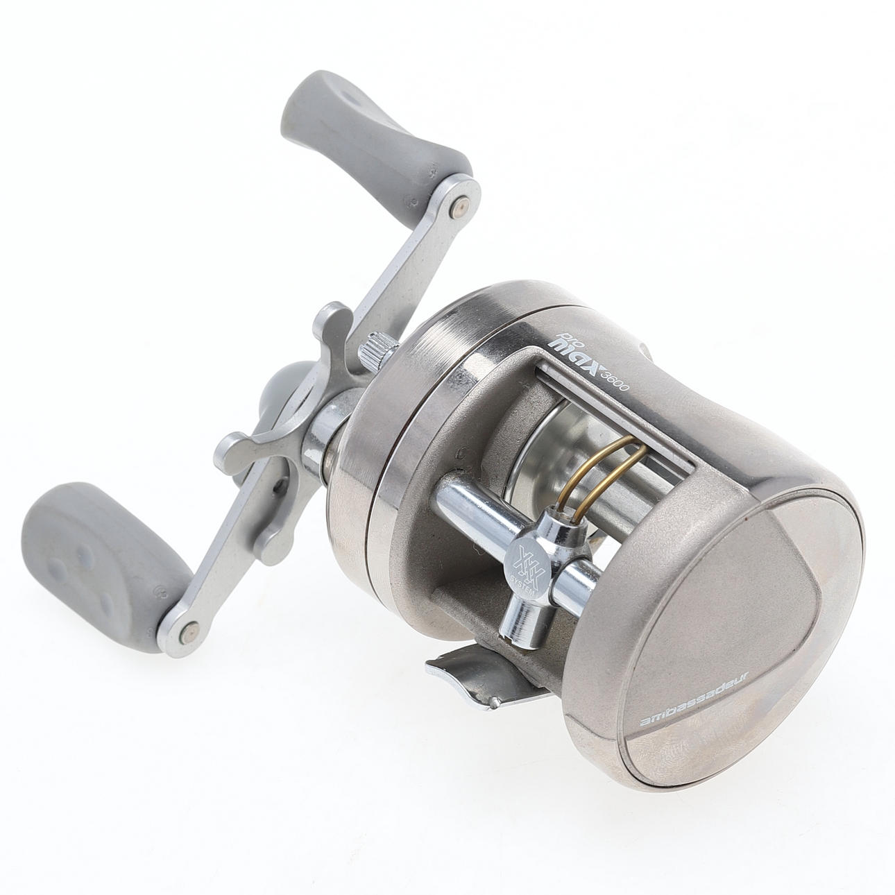 FISHING REEL, Abu Garcia Pro max 3600, contemporary. Collectables